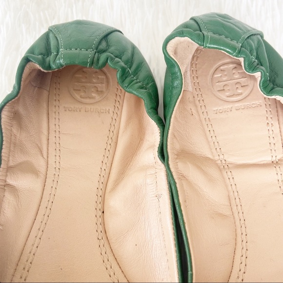 SOLD Tory Burch York Emerald Leather Ballerina Size 5.5 - Picture 9 of 11